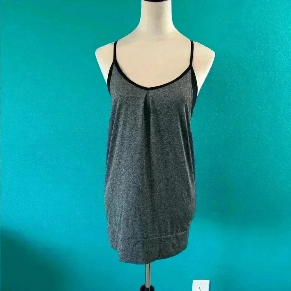 C9 by champion grey athletic workout top in size medium